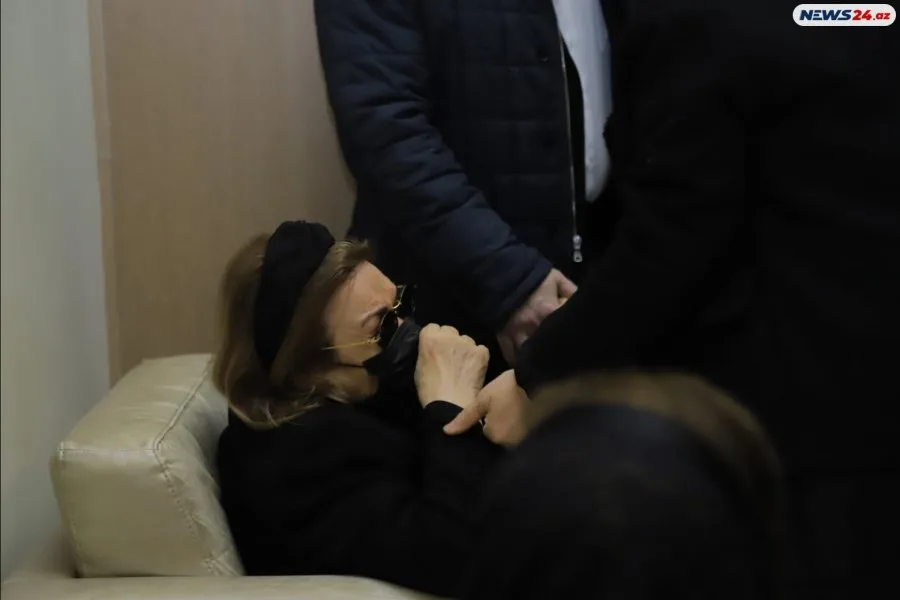 Xalq yazıçısı Rüstəm İbrahimbəyovla vida mərasimi başa çatdı- - FOTO -YENİLƏNDİ-6- VİDEO