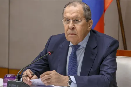 Lavrov: "Ukrayna ilə kompromis əldə etməyə ümidlər var"