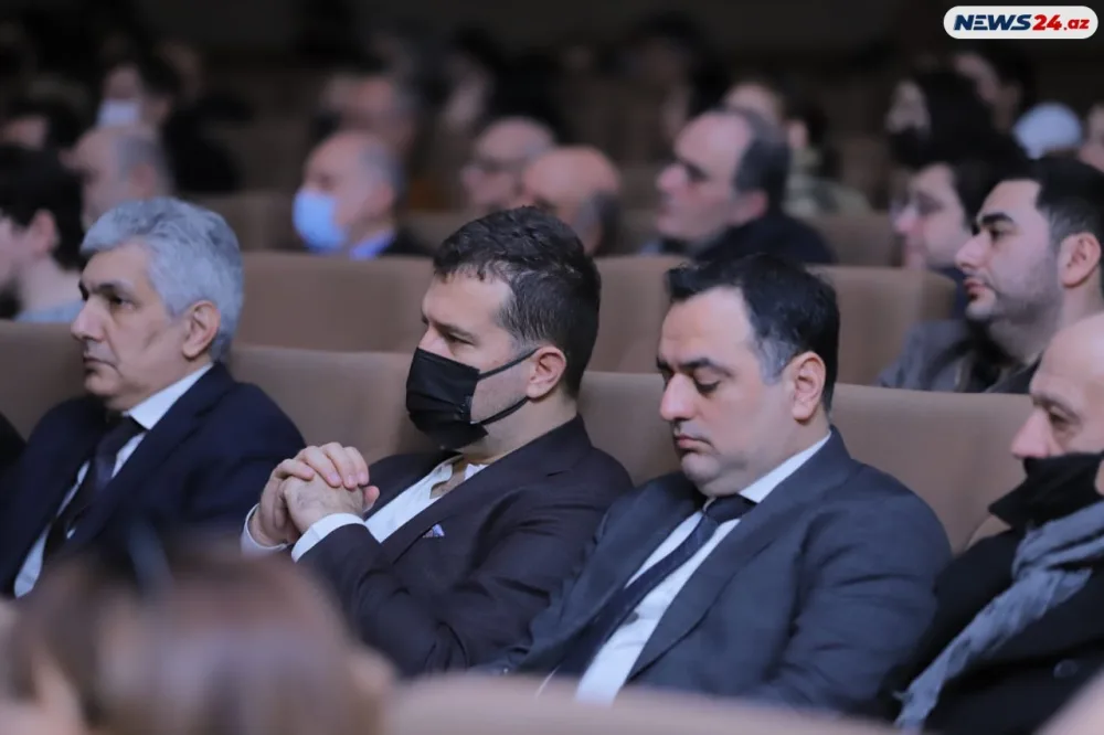 “Diriliş Ərtoğrul”un ssenaristi İbrahimbəyovla VİDA MƏRASİMİNDƏ - FOTO