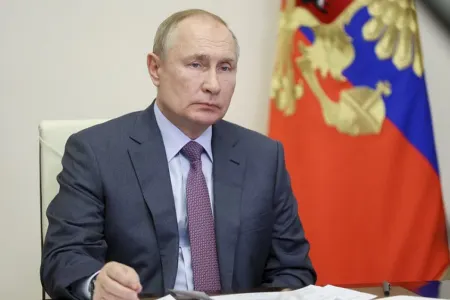 Putin: “Ukraynanı işğal etmək niyyətimiz yoxdur”