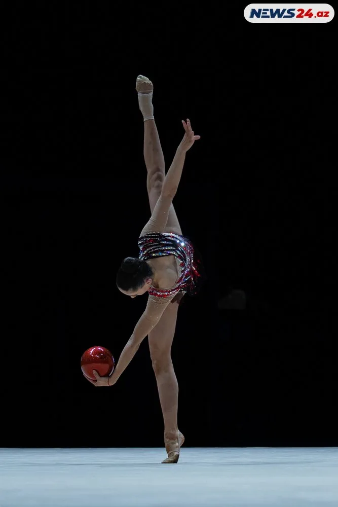 Bədii gimnastika üzrə 27-ci Azərbaycan çempionatı başa çatdı - FOTOLAR