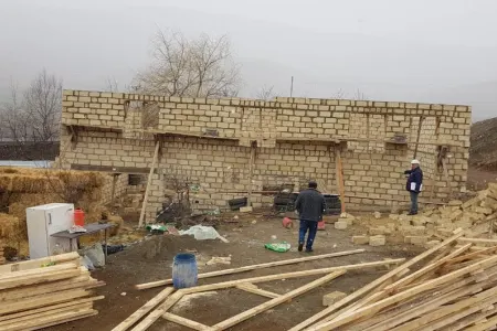 Gədəbəydə qanunsuz tikintinin qarşısı alındı