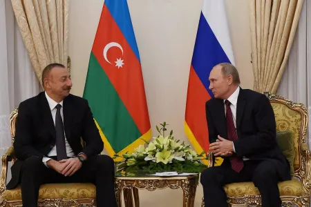 Vladimir Putin İlham Əliyevi təbrik etdi