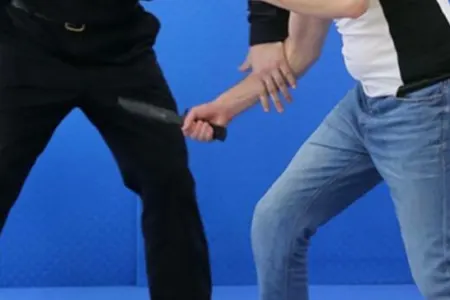 Bakıda FHN əməkdaşları arasında - QANLI DAVA – BIÇAQLANMA