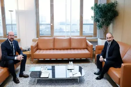 Şarl Mişel və Paşinyan Brüsseldə görüşdü