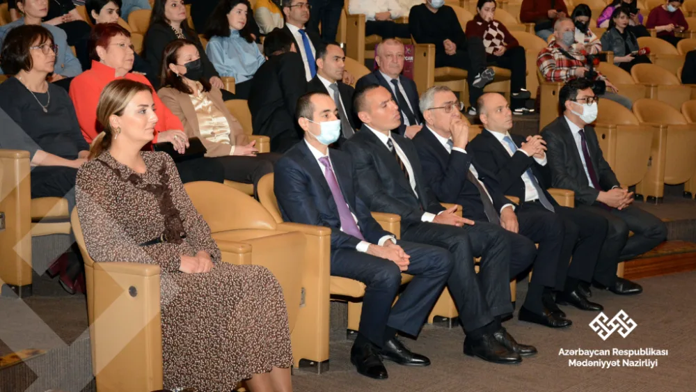 “Run for Art” beynəlxalq fotomüsabiqəsinin yekun sərgisi açıldı - FOTOLAR