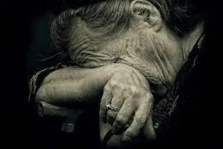 Mərhumun ikinci arvadı birinci həyat yoldaşının anasını döydü