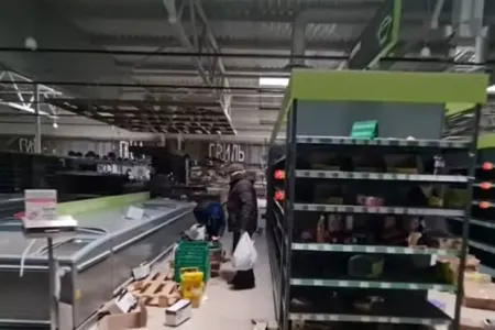 Viran qalan Buça marketləri - – VİDEO