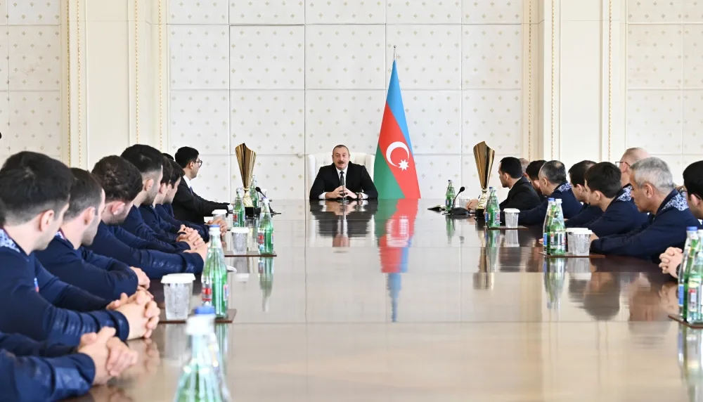 Prezident Azərbaycan millisinin üzvlərini qəbul etdi - FOTO