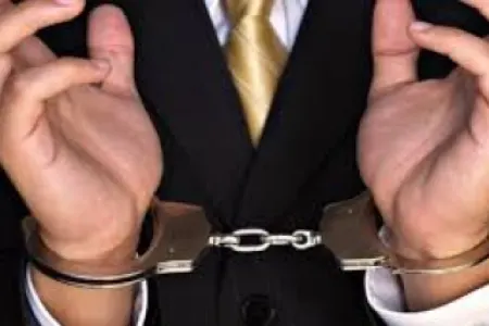 Özünü vəzifəli şəxs kimi təqdim etdi, vətəndaşların pullarını ələ keçirdi