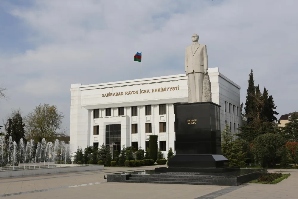 Rəşad Nəbiyev Sabirabadda vətəndaşları qəbul etdi