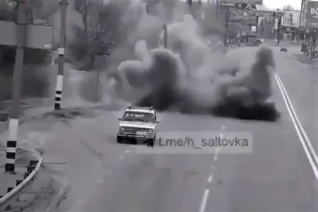 Xarkova raket hücumu belə görüntüləndi - VİDEO