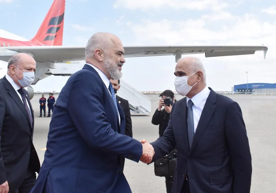 Albaniyanın Baş naziri Azərbaycana rəsmi səfərə gəldi
