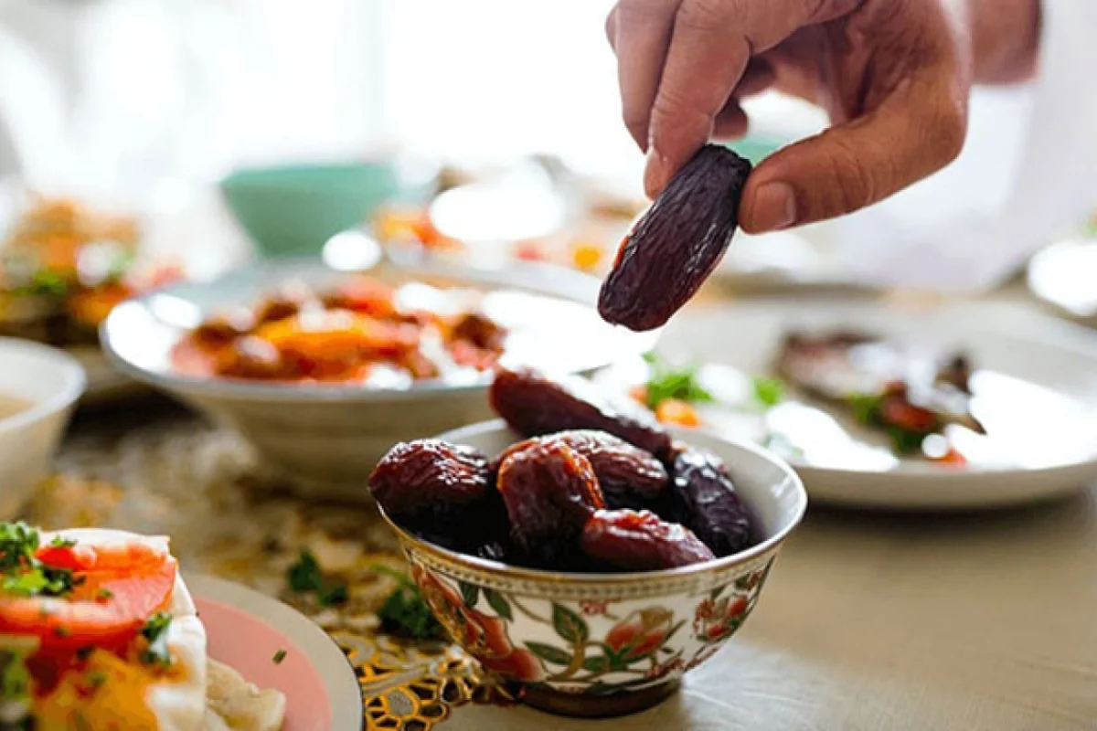 Ramazanın 16-cı gününün duası - İmsak və iftar vaxtı