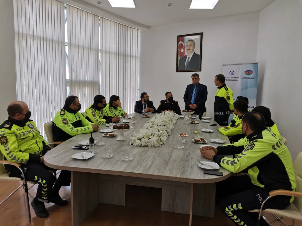 Yol polisləri ilə görüş oldu - FOTO - VİDEO