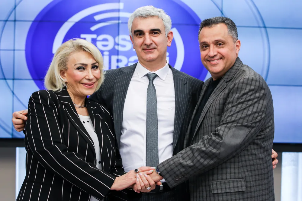 Uzun illər küsülü olan iki məşhur - "Xəzər"də BARIŞDI - FOTOLAR