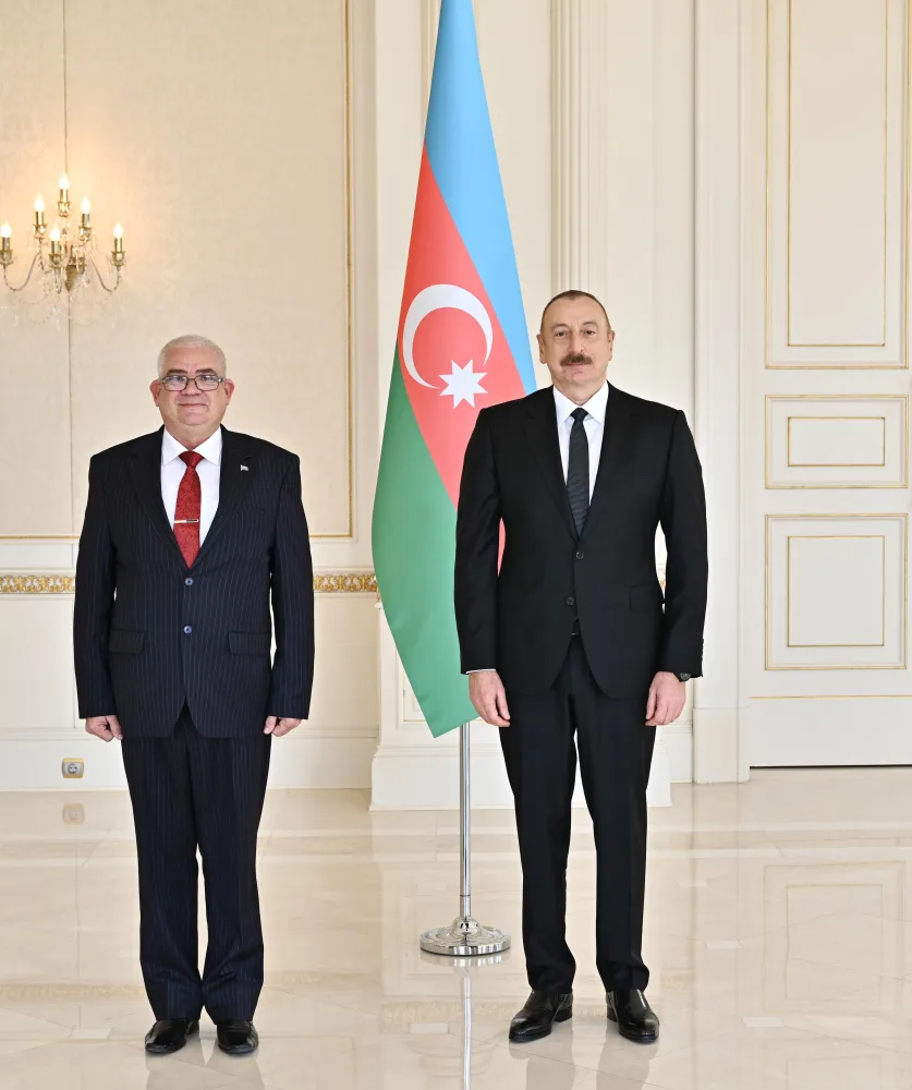 İlham Əliyev yeni səfirlərin etimadnamələrini qəbul etdi - FOTO- YENİLƏNİB