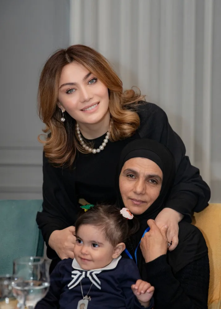 Ruhi Əliyeva şəhid anaları ilə İFTAR SÜFRƏSİNDƏ - FOTO/VİDEO