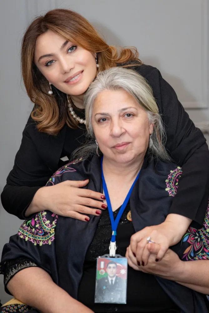 Ruhi Əliyeva şəhid anaları ilə İFTAR SÜFRƏSİNDƏ - FOTO/VİDEO