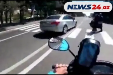 Bakıda qorxulu anlar - Maşınla 4 nəfərin üstündən keçmək istədi - VİDEO