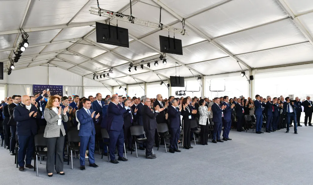 Prezident Dünya Azərbaycanlılarının V Qurultayında çıxış etdi - FOTO - YENİLƏNDİ