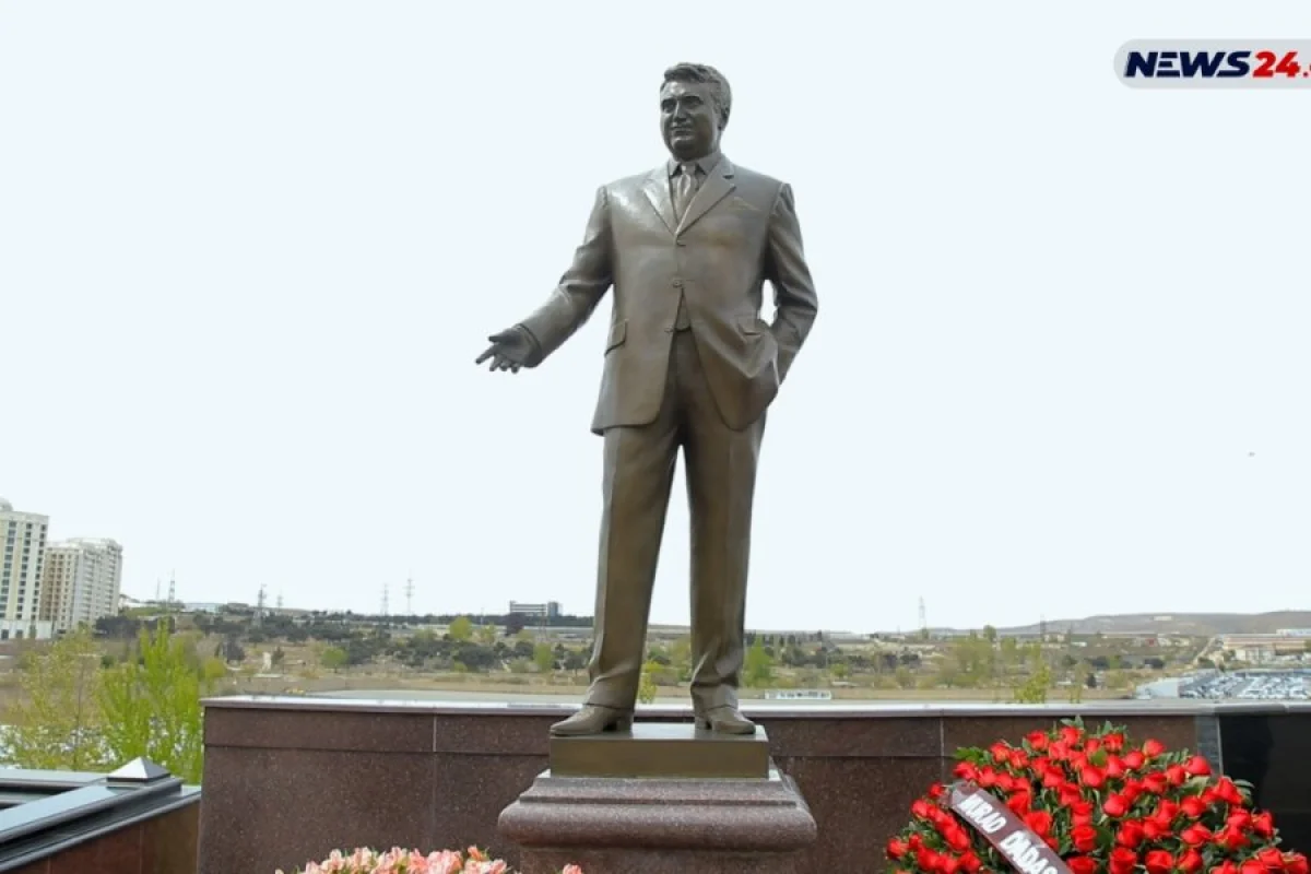 Ölümsüzlüyün 11-ci ili... - Anar Məmmədxanov anıldı - VİDEO