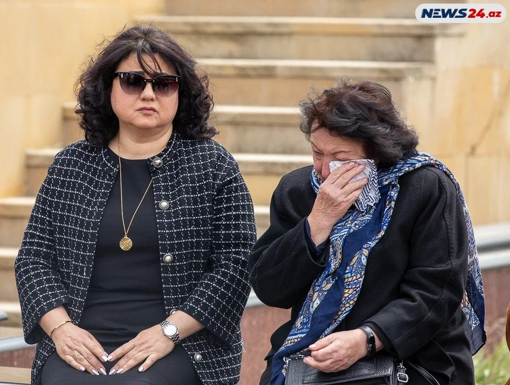 Ölümsüzlüyün 11-ci ili... - Anar Məmmədxanov anıldı - VİDEO