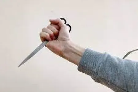 Bakıda marşrut avtobusunda qanlı dava – - Qayçı ilə xəsarətlər yetirdi