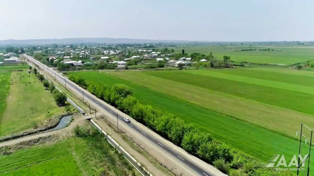 Yevlax rayonunda Tanrıqulular kənd yolu yenidən qurulub - VİDEO/FOTO