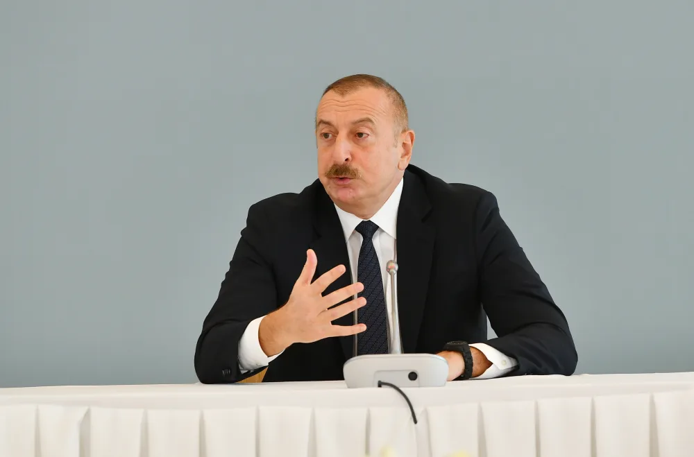 İlham Əliyev beynəlxalq konfransda iştirak edir - CANLI