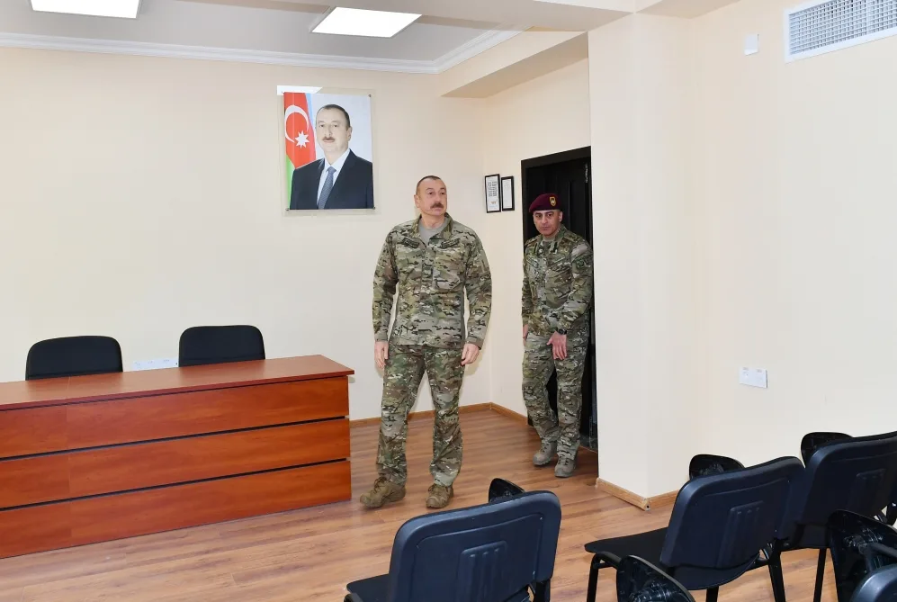 Prezident XTQ-nin hərbi hissəsində - FOTOLAR - YENİLƏNİB