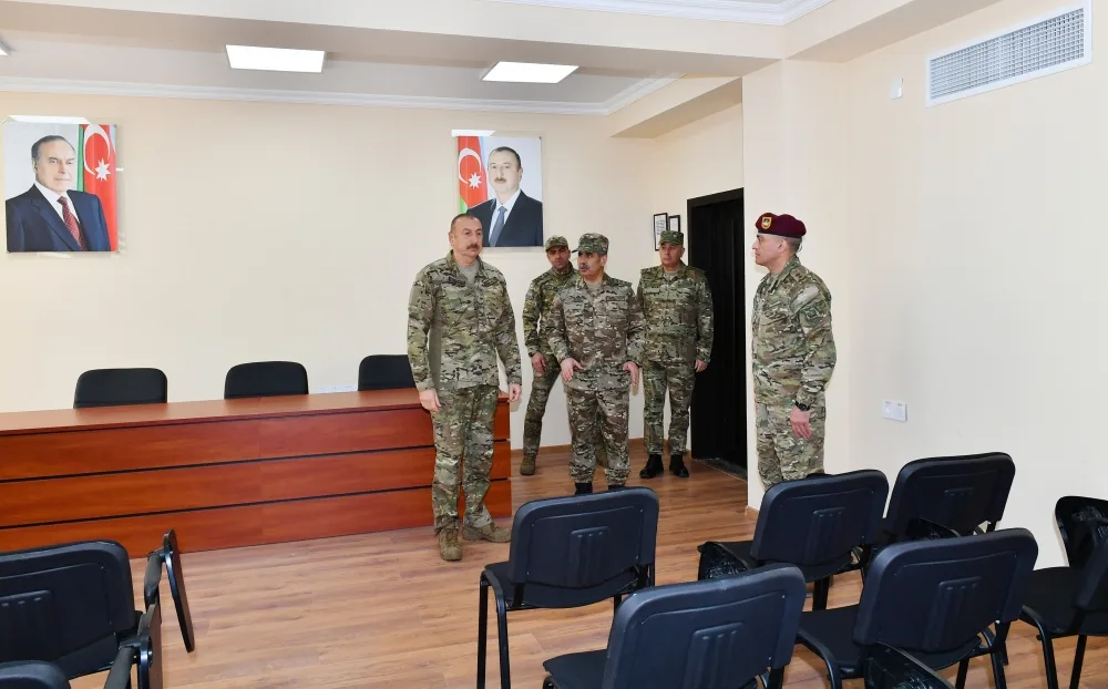 Prezident XTQ-nin hərbi hissəsində - FOTOLAR - YENİLƏNİB