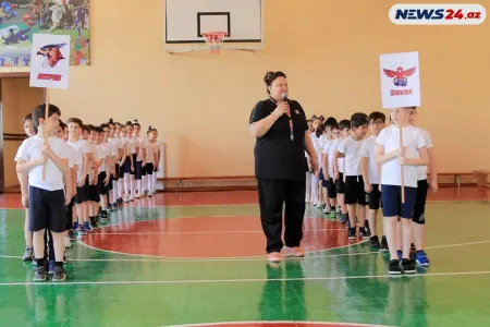 160 saylı gimnaziyada Ümummilli lider Heydər Əliyevin doğum günü münasibəti ilə - YARIŞ KEÇİRİLDİ- VİDEO