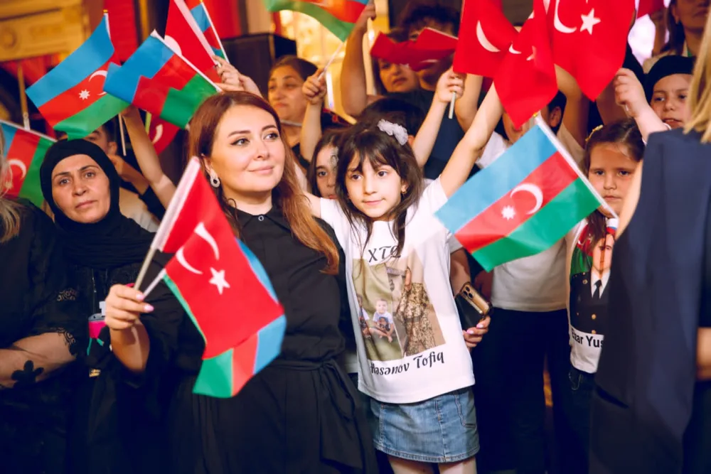 Bütün bayramları onlara borcluyuq... - Şəhid anaları və xanımları ilə Ramazan bayramı qeyd olundu