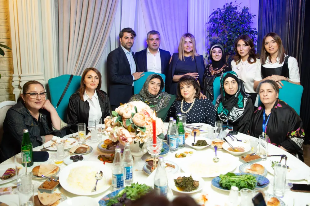 Bütün bayramları onlara borcluyuq... - Şəhid anaları və xanımları ilə Ramazan bayramı qeyd olundu