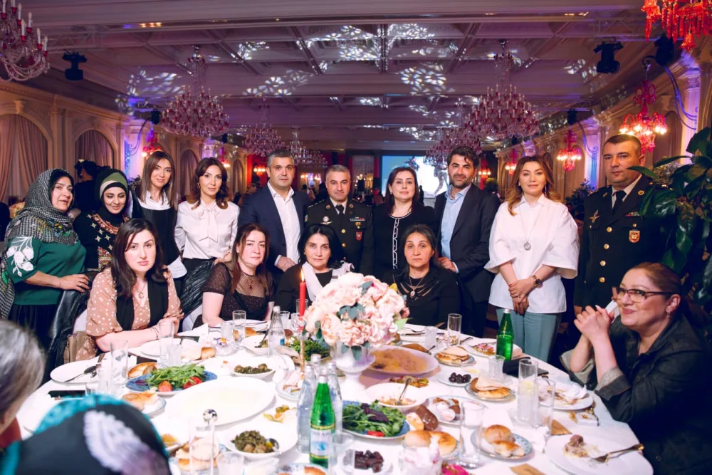 Bütün bayramları onlara borcluyuq... - Şəhid anaları və xanımları ilə Ramazan bayramı qeyd olundu