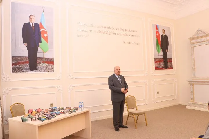 Çingiz Abdullayevlə Baş Prokurorluqda görüş keçirilib