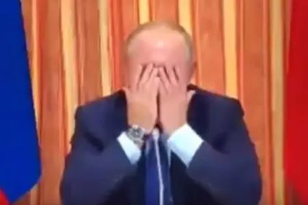 Şok iddia: Putin zəifləyib, oxşarları onu əvəz edir