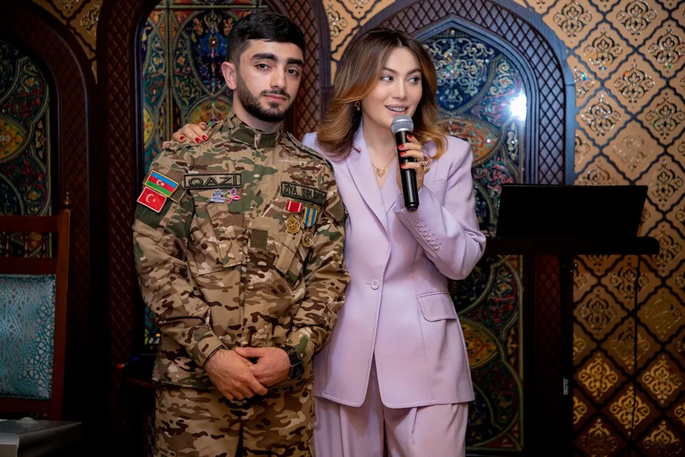 "Qürur duyuram ki, oğullarımın sizin kimi cəsur dayıları, əmiləri var" -Ruhi Əliyeva - QAZİLƏRLƏ BİR ARADA__NEWL__