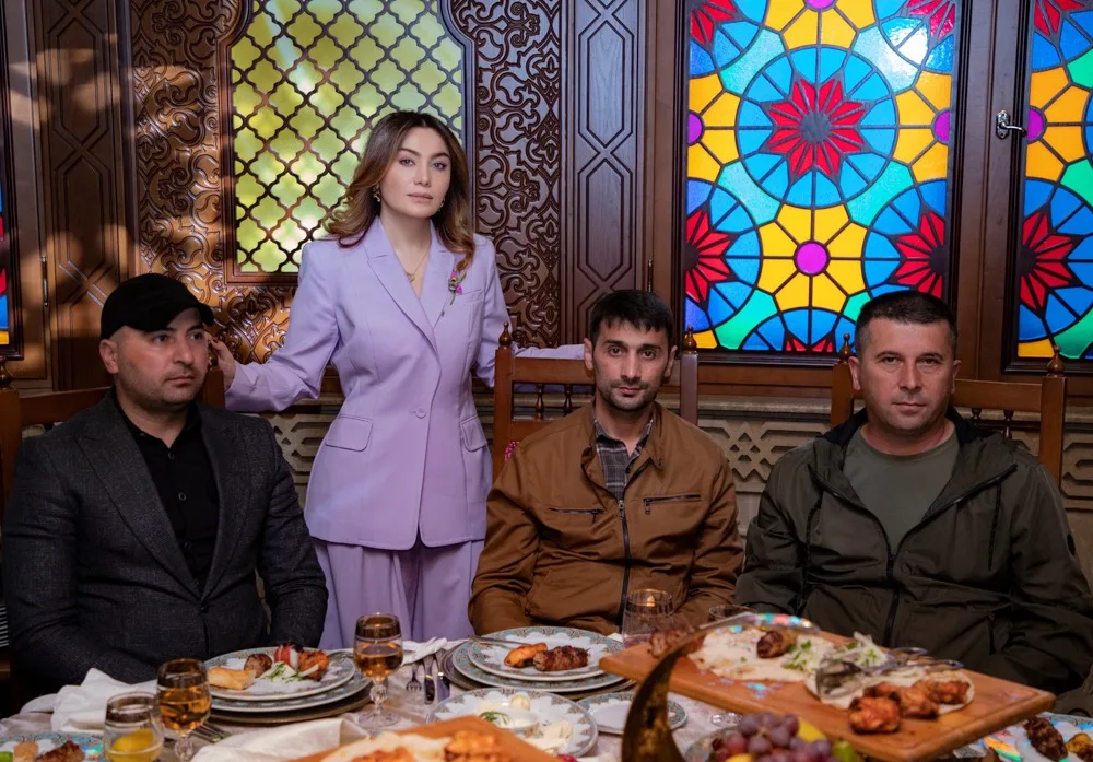 "Qürur duyuram ki, oğullarımın sizin kimi cəsur dayıları, əmiləri var" -Ruhi Əliyeva - QAZİLƏRLƏ BİR ARADA__NEWL__