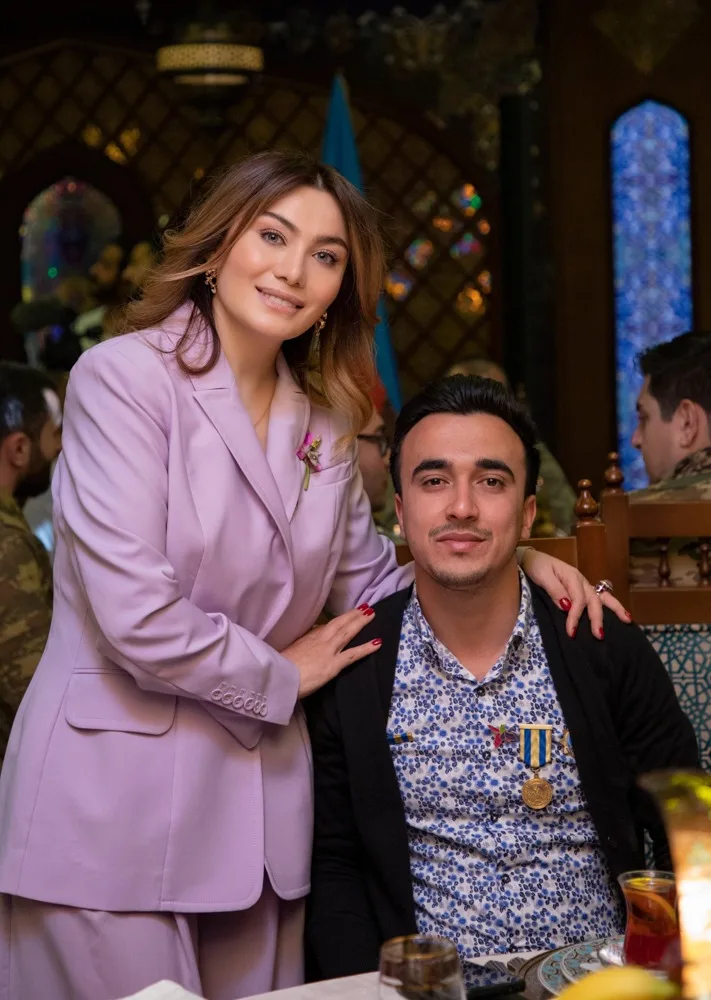 "Qürur duyuram ki, oğullarımın sizin kimi cəsur dayıları, əmiləri var" -Ruhi Əliyeva - QAZİLƏRLƏ BİR ARADA__NEWL__