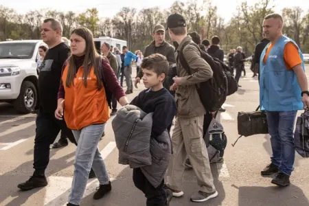“Azovstal”dakı bütün uşaq, qadın və qocalar təxliyə edilib