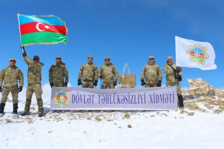 DTX əməkdaşları "Heydər zirvəsi"nə yürüş etdi - FOTO