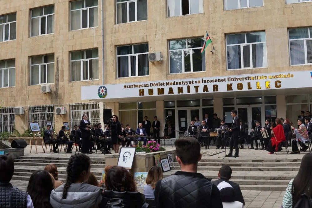 Humanitar Kollecdə ümummili lider Heydər Əliyevin anadan olmasının 99-cu ildönümü qeyd edildi - Fotolar