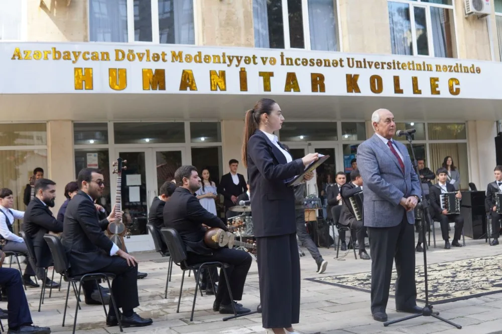 Humanitar Kollecdə ümummili lider Heydər Əliyevin anadan olmasının 99-cu ildönümü qeyd edildi - Fotolar