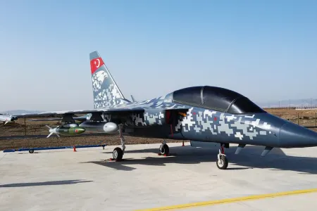 “Hurjet” döyüş təyyarəsi gələn il istifadəyə veriləcək