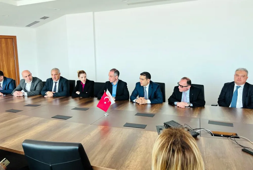 Gömrük orqanlarının nümayəndələrinin üçtərəfli görüşü keçirildi - FOTO