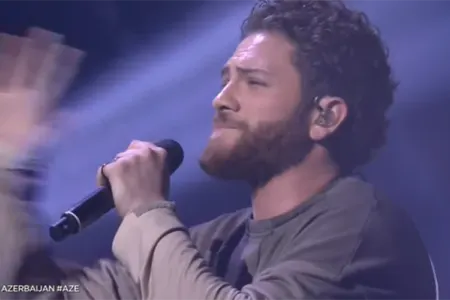 Nadir Rüstəmli “Avroviziya”nın II yarımfinalında - VİDEO