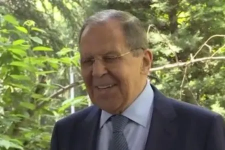 Lavrov : Get tovuzquşu ilə danış - -VİDEO