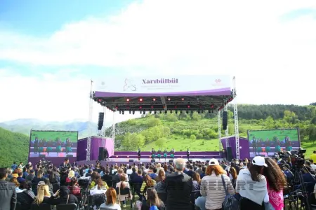 Şuşada keçirilən “Xarıbülbül” Beynəlxalq Folklor Festivalı başa çatıb - FOTO